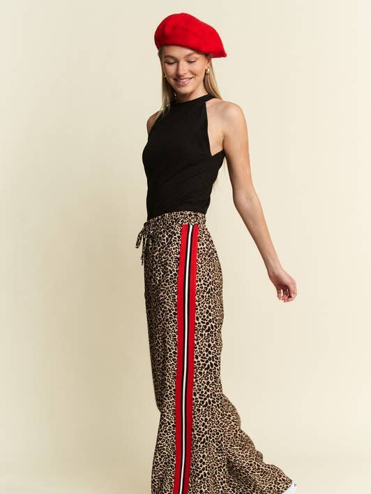 Women Contrast Leopard Red Panel Pant