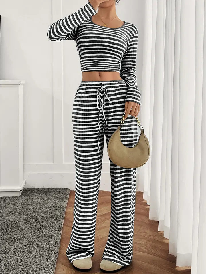 Women 2 Piece Stripe Lounge Set