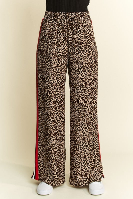 Women Contrast Leopard Red Panel Pant