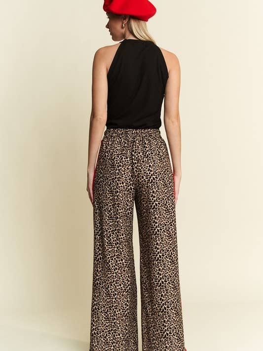 Women Contrast Leopard Red Panel Pant