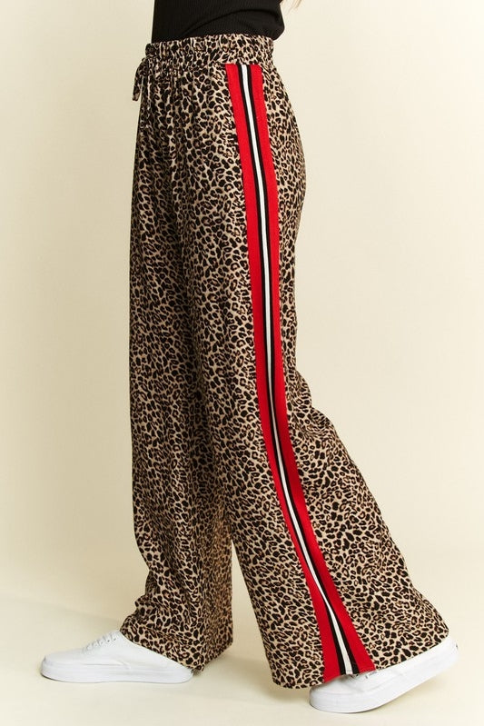 Women Contrast Leopard Red Panel Pant