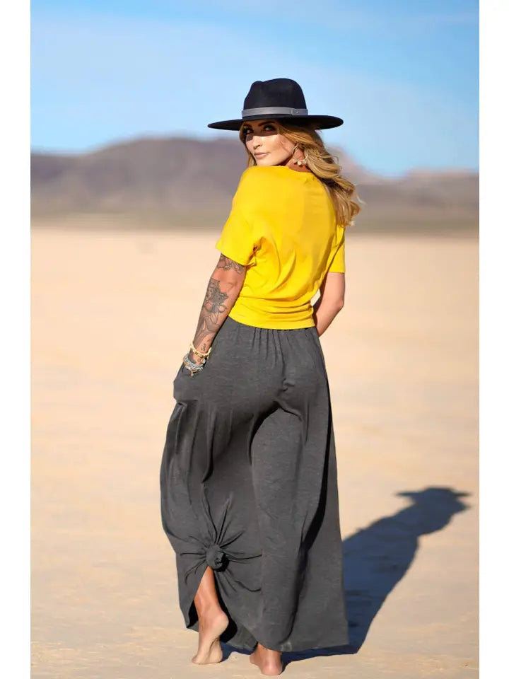 Women Perfect Pocketed Maxi Skirt