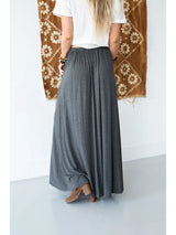 Women Perfect Pocketed Maxi Skirt