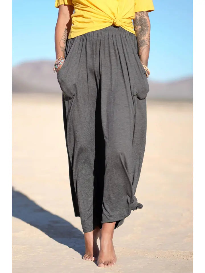 Women Perfect Pocketed Maxi Skirt