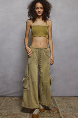 Women  Solid Side Pockets Stud Detail French Terry Knit Pant