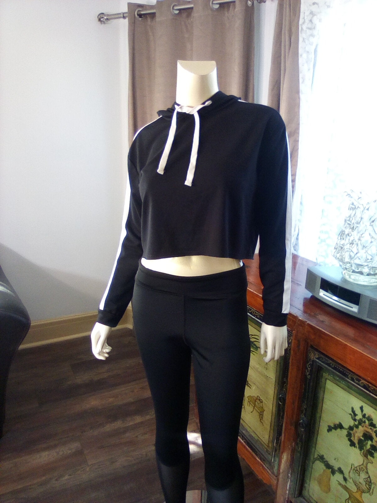 Junior Long Sleeve Pull Over Hoodie