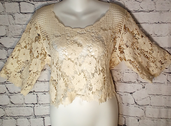 Junior Short Sleeve Top - All Over Lace