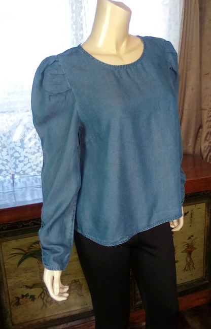 Women Long Sleeve Chambray Top Cinched Sleeves