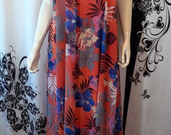 Women Maxi Dress - Flower Print - Halter back