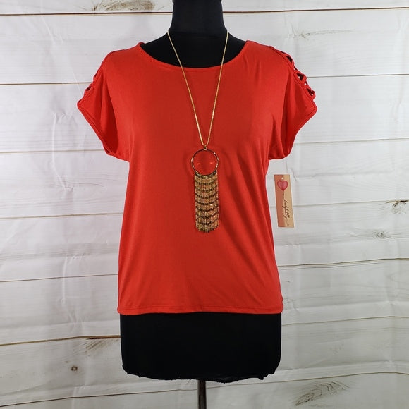 Women Top w/Criss Cross lattice sleeves