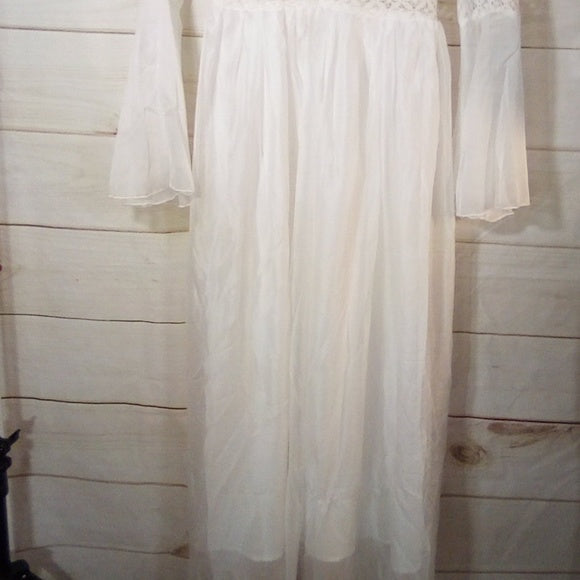 Women Long Sleeve Maxi Dress - Lace