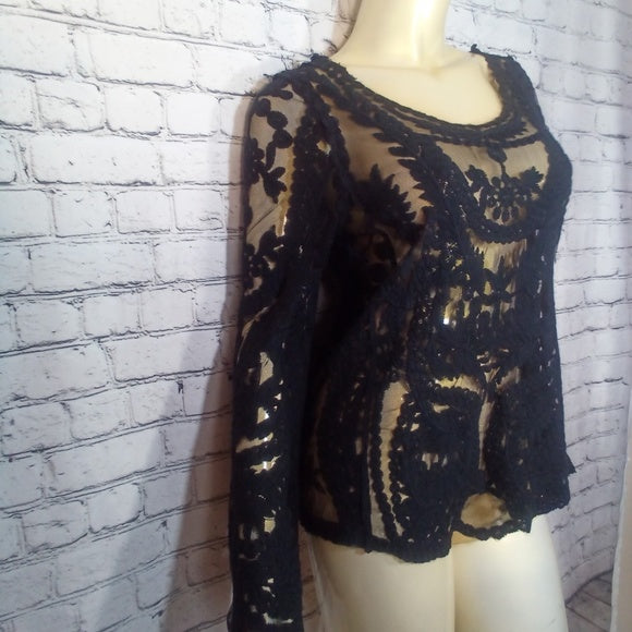 Women Long Sleeve Allover Lace/Mesh Top